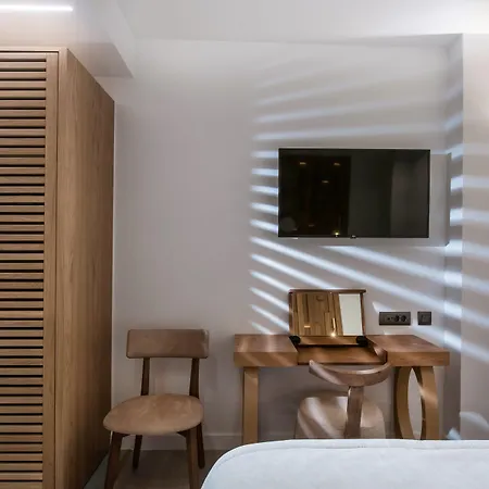Dimargio Luxury Hotel & Spa-3